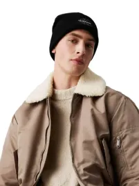 calvin-klein-czapka-zimowa-ck-uniwersalna-zima-ckj-ciepla
