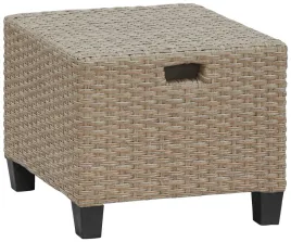 pufa-ogrodowa-podnozek-konifera-lorca-bez