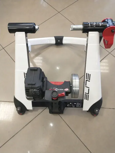 elite-rizer-symulator-podjazdu-interaktywny-funkcja-smart-tak