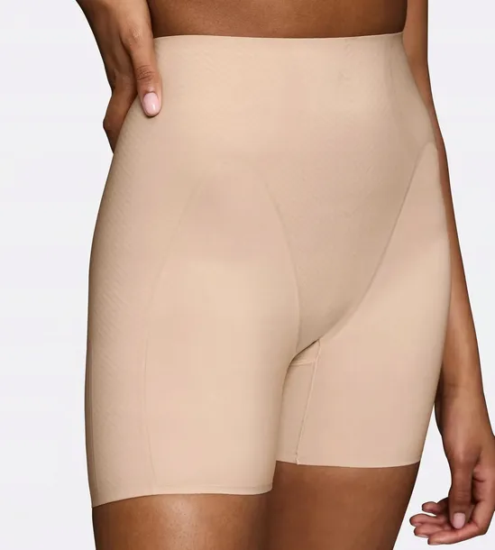 bmu-illusion-curve-hw-short-s-marka-triumph