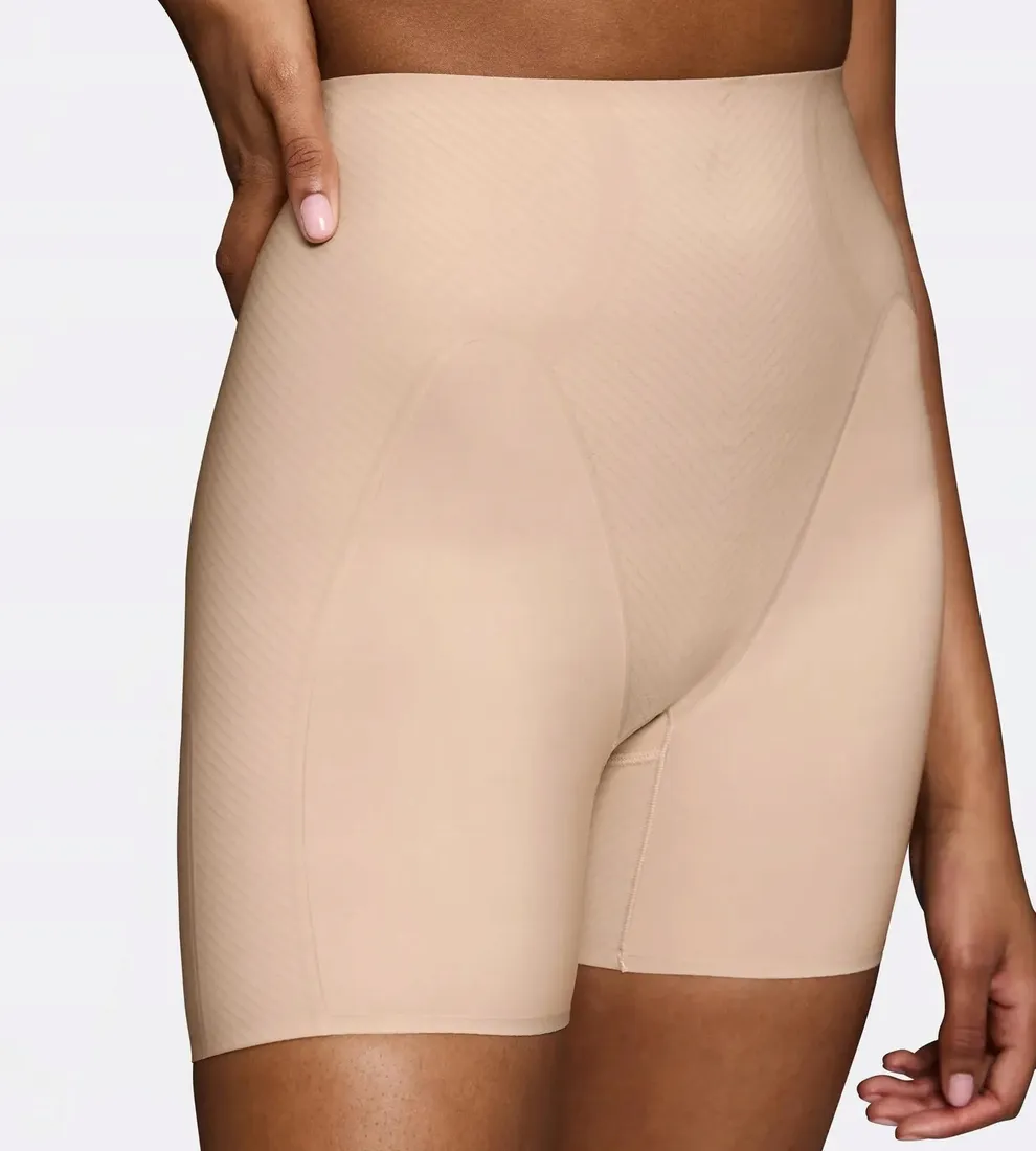 bmu-illusion-curve-hw-short-s