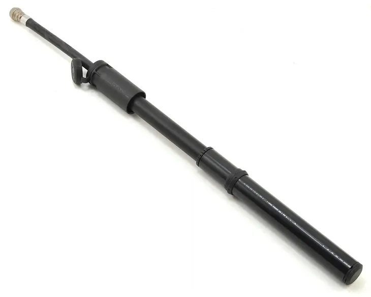 pompka-pro-mini-compact-z-wezykiem-presta-7-bar-material-dominujacy-aluminium