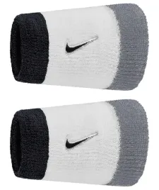 frotka-na-reke-nike-szeroka-swoosh-tenis-bieganie