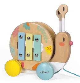 slimak-do-ciagniecia-z-cymbalkami-drewniana-zabawka-muzyczna-janod-12-m-cy