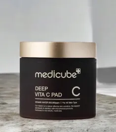 rozjasniajace-platki-do-twarzy-z-witamina-c-150-g-medicube-deep-vita-c-pad
