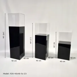 postumenty-z-kloszem-podesty-z-plexi-czarnej-40x40cm-gablota-wystawa-3-szt