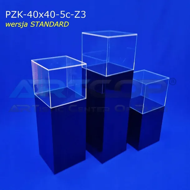 postumenty-z-kloszem-podesty-z-plexi-czarnej-40x40cm-gablota-wystawa-3-szt-stan-nowy-marka-artcop