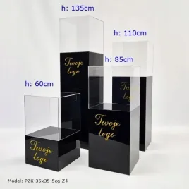 postumenty-z-kloszem-podesty-z-plexi-czarnej-35x35cm-gablota-4-szt-logo