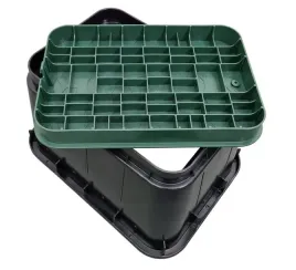 studzienka-zaworowa-51x38-aquabin-miejsce-na-4-elektrozawory-zielona