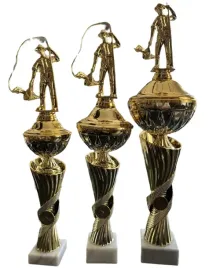 zestaw-pucharow-wedkarskich-ryby-karp-figurki-kolo-pzw-46-42-39-cm-opis