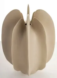 elegancki-wazon-flakon-porcelanowy-bezowy-25-cm-styl-nowoczesny-dekoracja