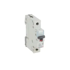 wylacznik-nadpradowy-1p-b-25a-tx3-legrand-403359