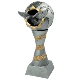figurka-golab-z-globem-symbol-pokoju-nagroda-dla-hodowcy-23-cm-opis