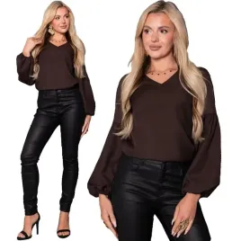 elegancka-klasyczna-wizytowa-prosta-bluzka-w-serek-bufiaste-rekawy