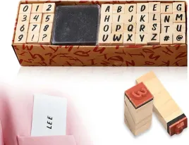 drewniane-pieczatki-z-literami-cyframi-symbolami-stemple-zestaw-40-sztuk