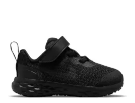 buty-mlodziezowe-nike-revolution-dd1094-001-roz-21