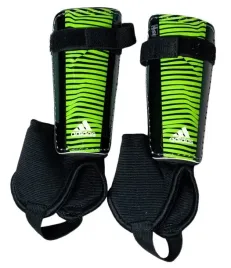 ochraniacze-pilkarskie-adidas-jr-s90376-xl