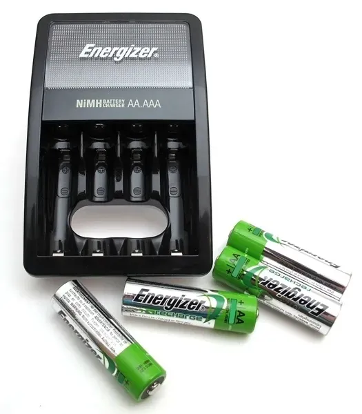 ladowarka-energizer-maxi-4-x-r6-aa-2000mah