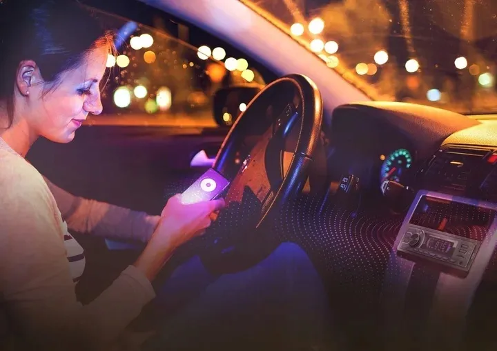xblitz-rf100-radio-samochodowe-bluetooth-usb-x2-micro-sd-multicolor