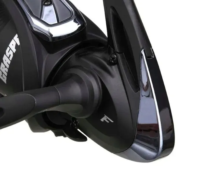 kolowrotek-flagman-grasper-4000-spinning