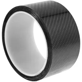 folia-tasma-carbon-5d-czarna-ozdobna-ochronna-progi-slupki-bagaznik-5cmx3m