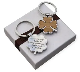 brelok-grawer-koniczynka-prezent-do-kluczy-car-na