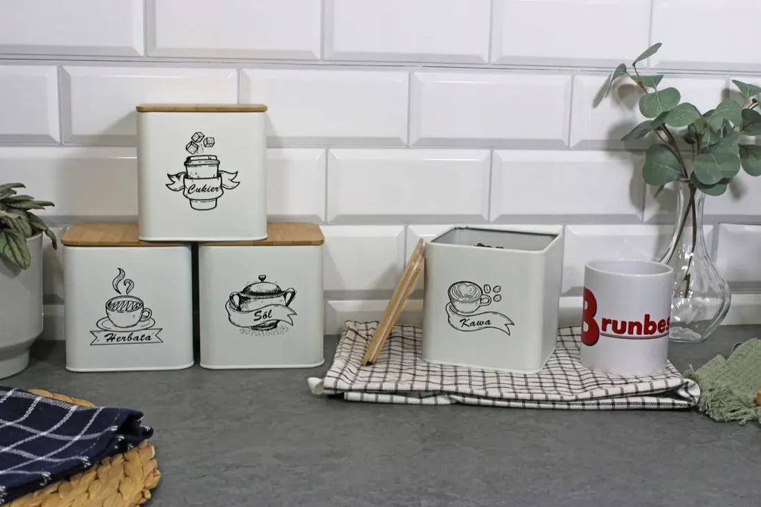 pojemniki-komplet-kawa-herbata-cukier-sol-bialy-metalowy-bambus-zestaw