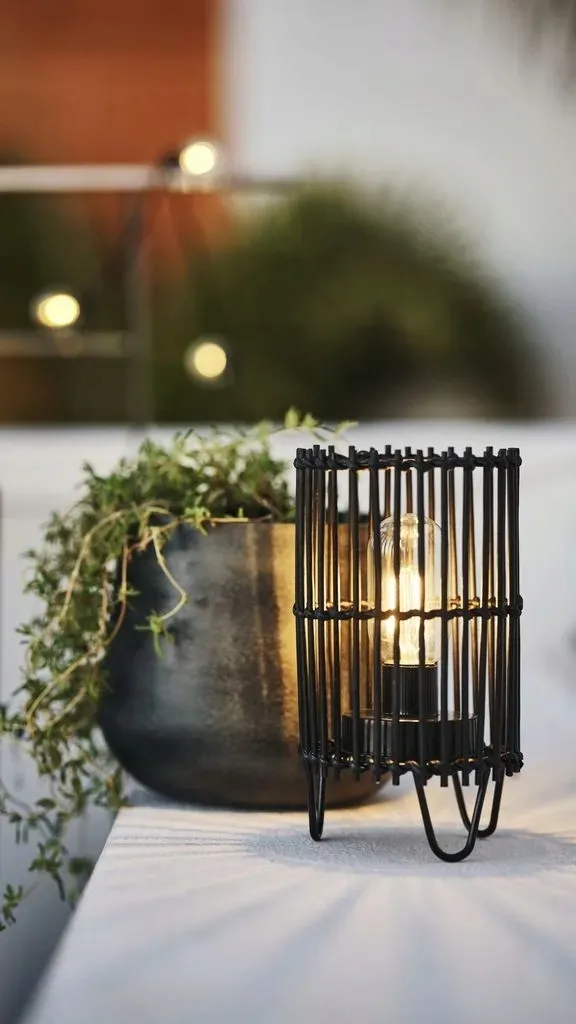 nowoczesna-lampka-stolowa-biurkowa-nocna-ozdobna-czarna-loftowa-ledowa