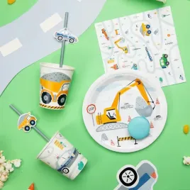 slomki-rurki-do-napojow-papierowe-auta-samochodziki