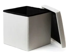 biala-pufa-puf-siedzisko-kwadratowa-do-salonu-ze-schowkiem-skladana-bez