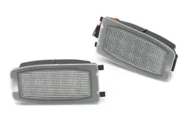 podswietlenie-lusterek-lampki-led-land-rover-discovery-volvo-s60-v70-xc70