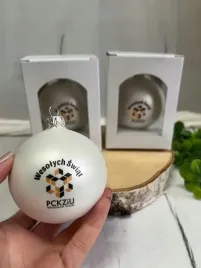 5x-bombka-szklana-z-nadrukiem-jednostronnym-logo-napis-8-cm-kartonik-biala