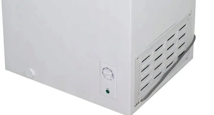zamrazarka-smithandbrown-szcf-102-we3-biala
