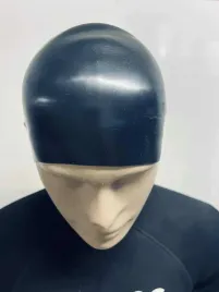 silikonowy-czepek-plywacki-czarny