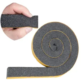 uszczelka-piankowa-30mm-do-drzwi-i-okien-z-klejem-izolacja-halasu-ciepla