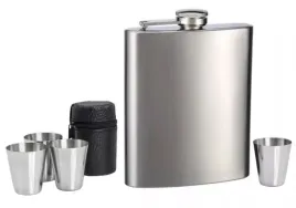 piersiowka-malpka-butelka-flaszka-kieliszki