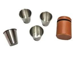 stalowe-4-duze-kieliszki-turystyczne-007l-70ml-komplet-w-etui