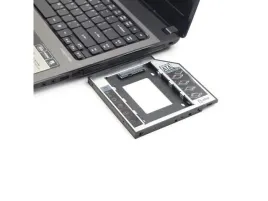 kieszen-adapter-gembird-na-dysk-25-sata-12-mm-do-zatoki-525-wewnetrzna