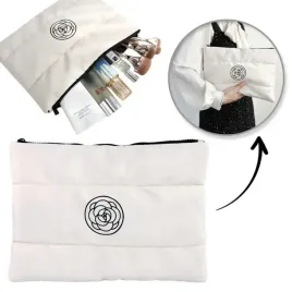 kosmetyczka-damska-pikowana-duza-wodoodporna-biala-22-x-31cm-ks144b