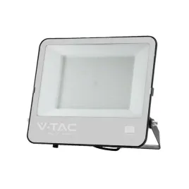naswietlacz-led-150w-17220-lumenow-ip65-4000k-odporny-chip-samsung