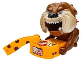 bull-fight-dog-gra-spiacy-wsciekly-gryzacy-pies