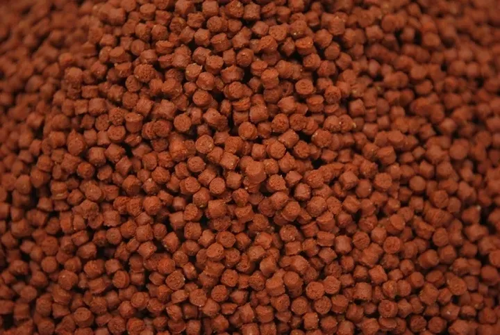 micro-pellet-profes-2mm-method-feeder-truskawka-marka-profess