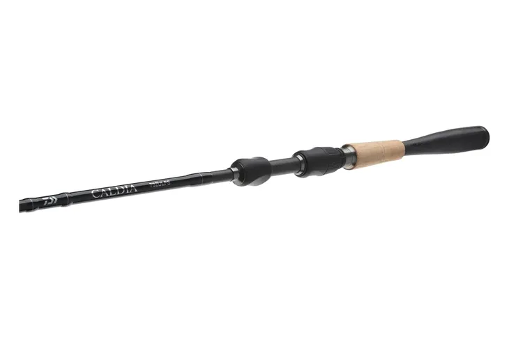 wedka-daiwa-caldia-sensor-spin-2-10m-4-18g-dlugosc-calkowita-210-cm