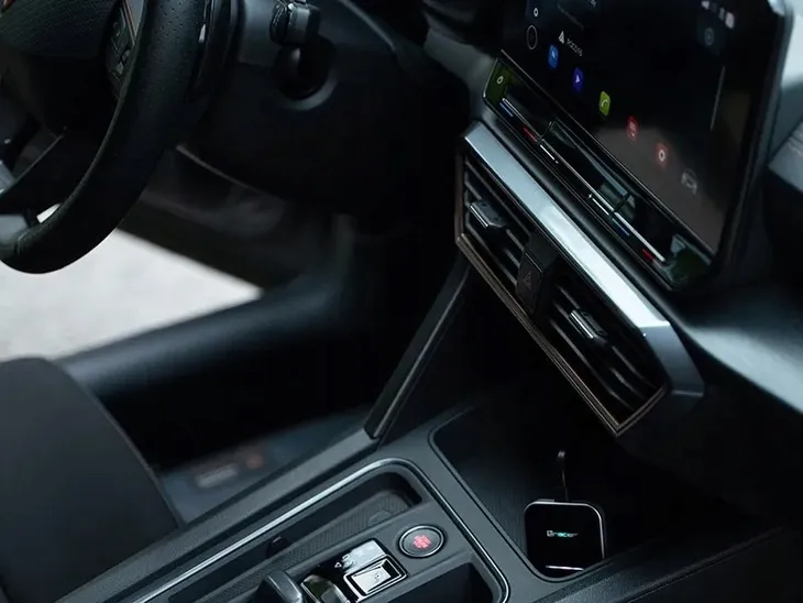 adapter-carplay-android-auto-tracer-carlink-pro-tracer-stan-nowy-model-carlink-pro