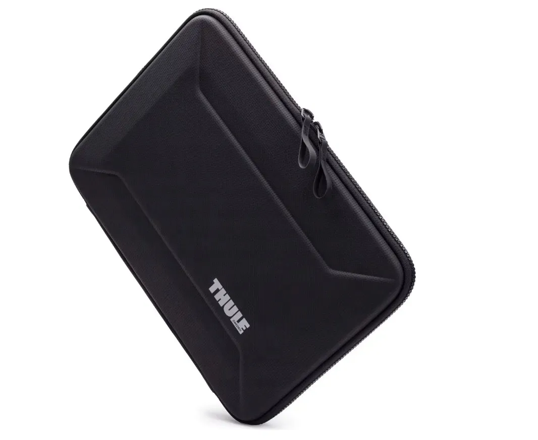 thule-gauntlet-5-macbook-sleeve-16-black-3205412-or-thule-thule