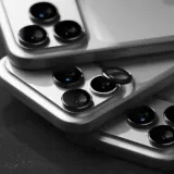 oslona-aparatu-na-iphone-17-pro-17-pro-max-camera-frame-protector-czarne-konstrukcja-powloka-oleofobowa