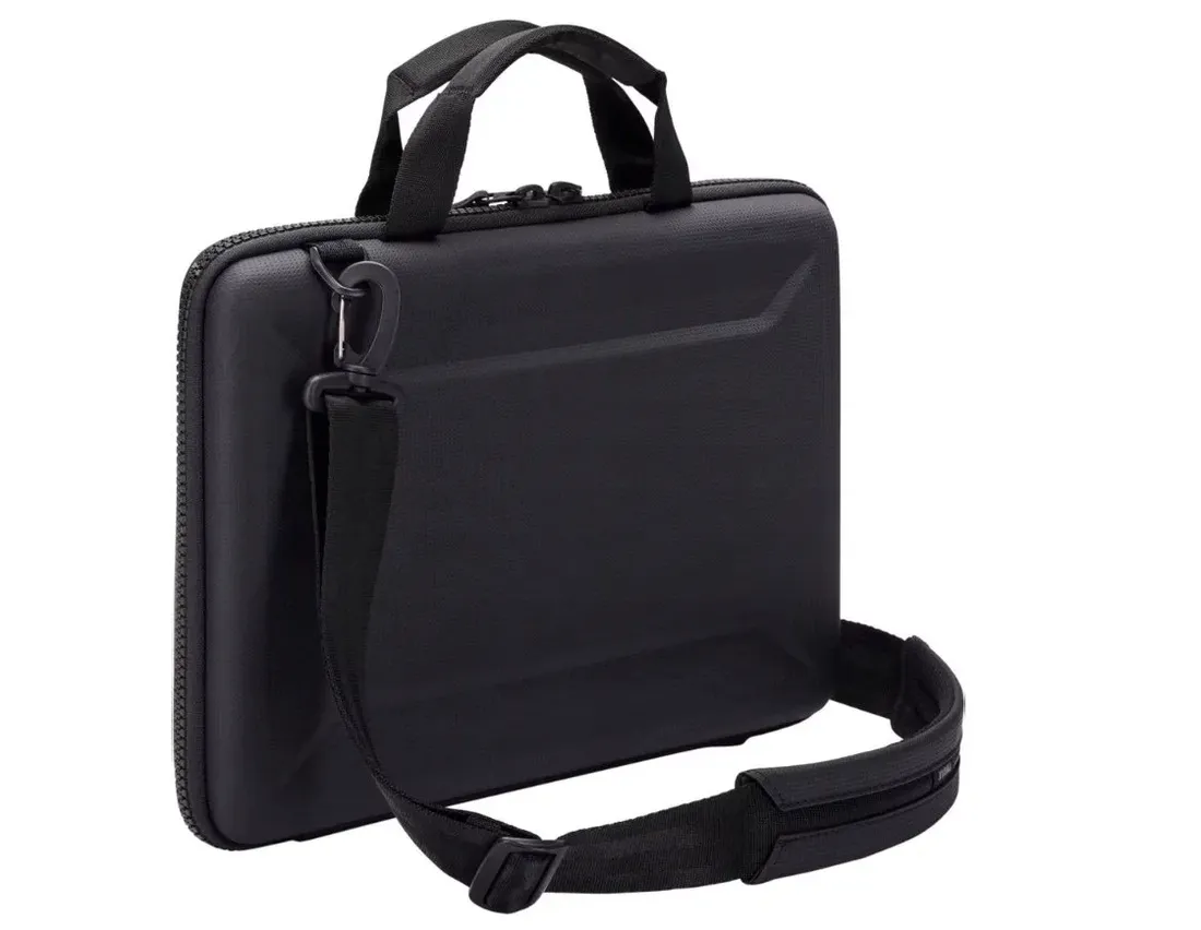 thule-gauntlet-5-macbook-attache-14-black-3205414-or-thule-thule