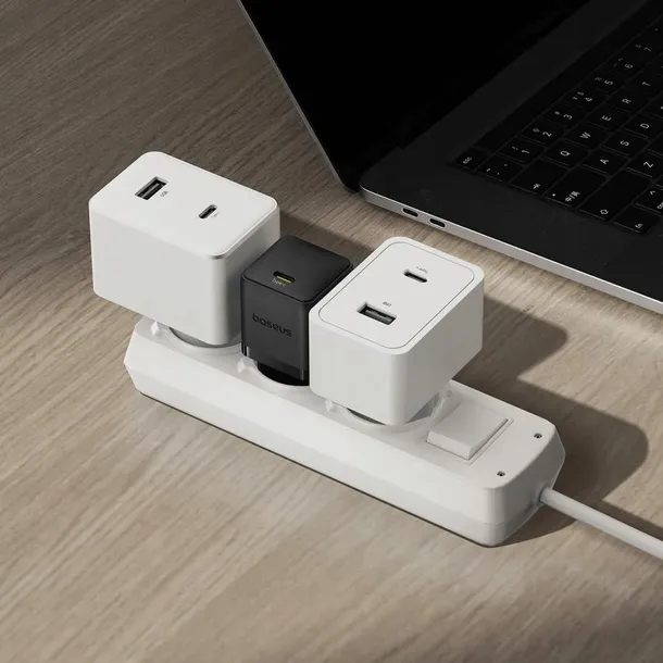 ladowarka-sieciowa-palm-30w-usb-c-biala-baseus-przewod-w-zestawie-nie