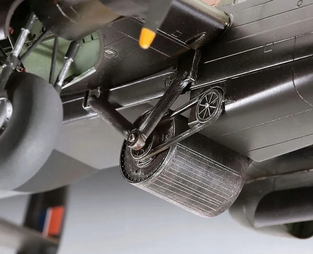model-plastikowy-avro-lancaster-dambusters-revell