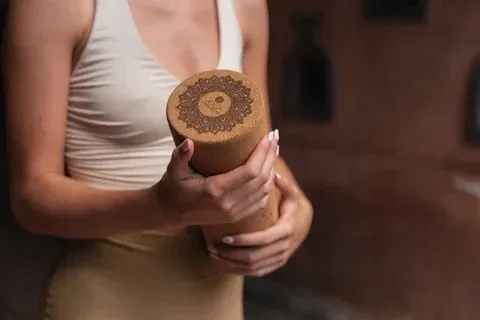 roller-walek-do-masazu-yoga-design-lab-cork